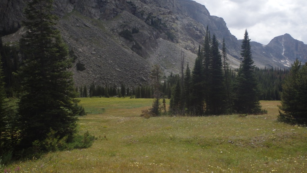 Hiking Trails In The Beartooth Mountains
